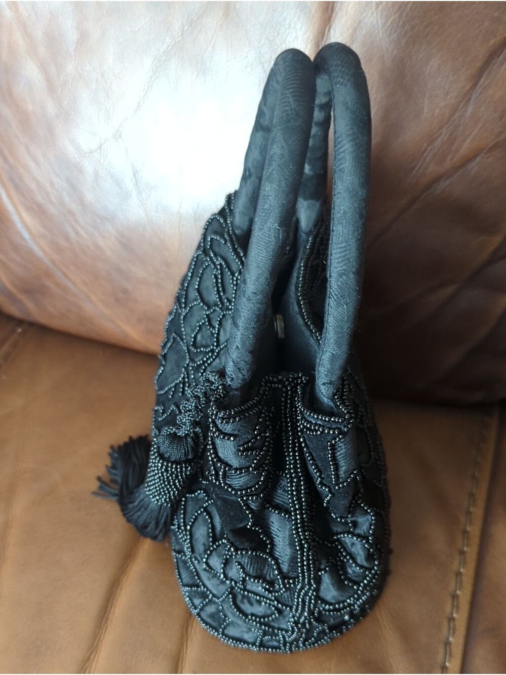 Vintage JEANNE LOTTIE Elegant Black Beaded Floral Tassel Top-Handle Bag - Picture 6 of 13